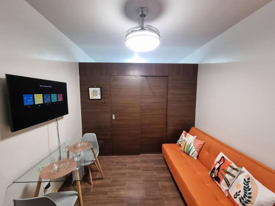 Great View 1 Bedroom Condo In Makati Near Trident Tower Manilla Buitenkant foto